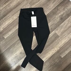 Lululemon size 6 black leggings